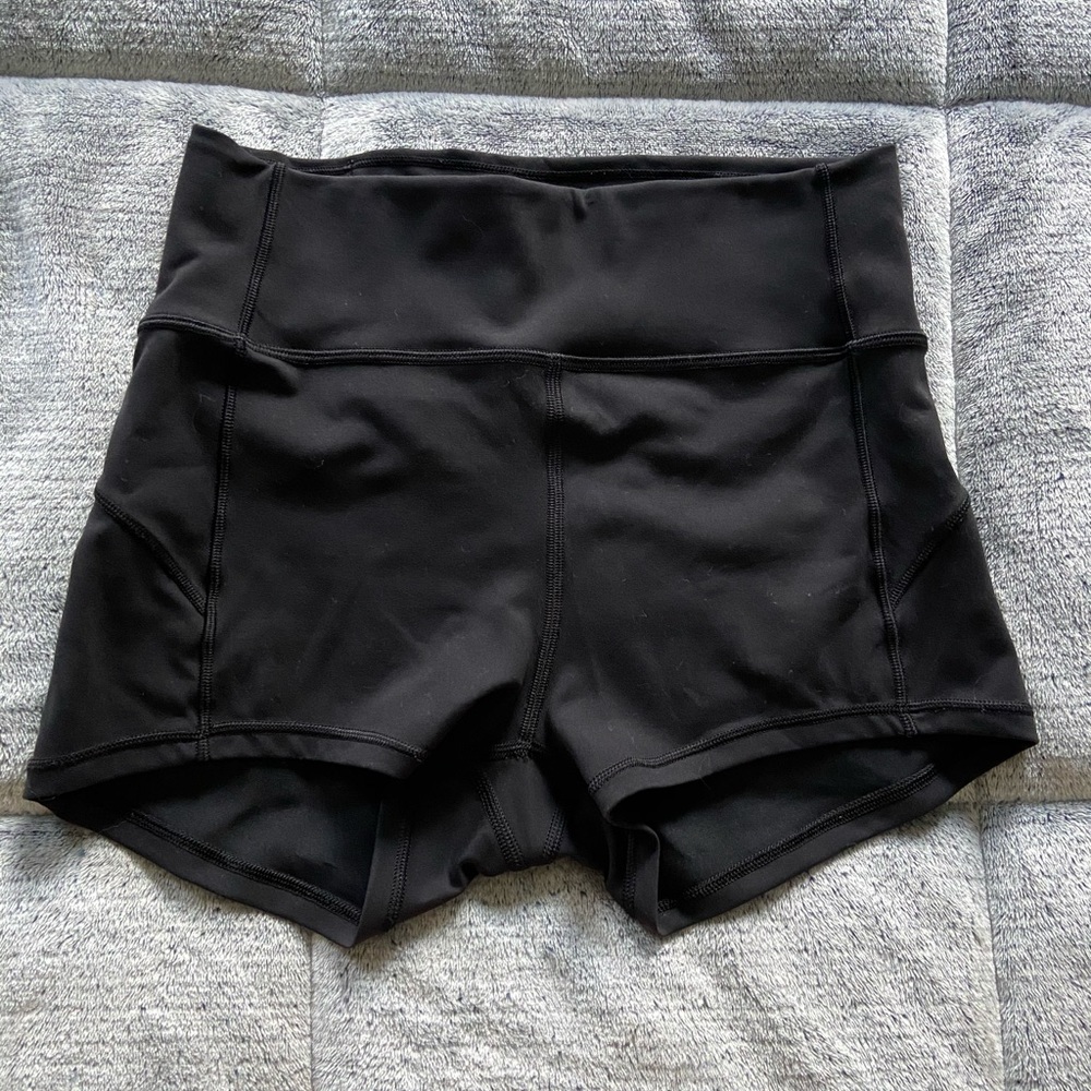 Lululemon In Movement Spandex Shorts sz 6